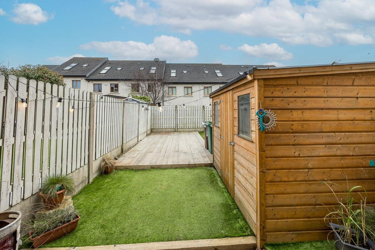 9 Millbourne Crescent 22 of 23