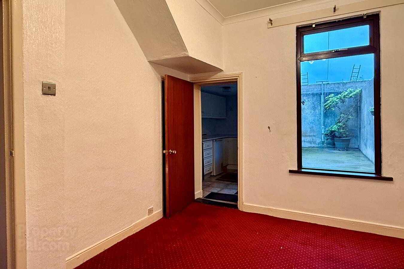 22 Mourneview Street 5 of 10