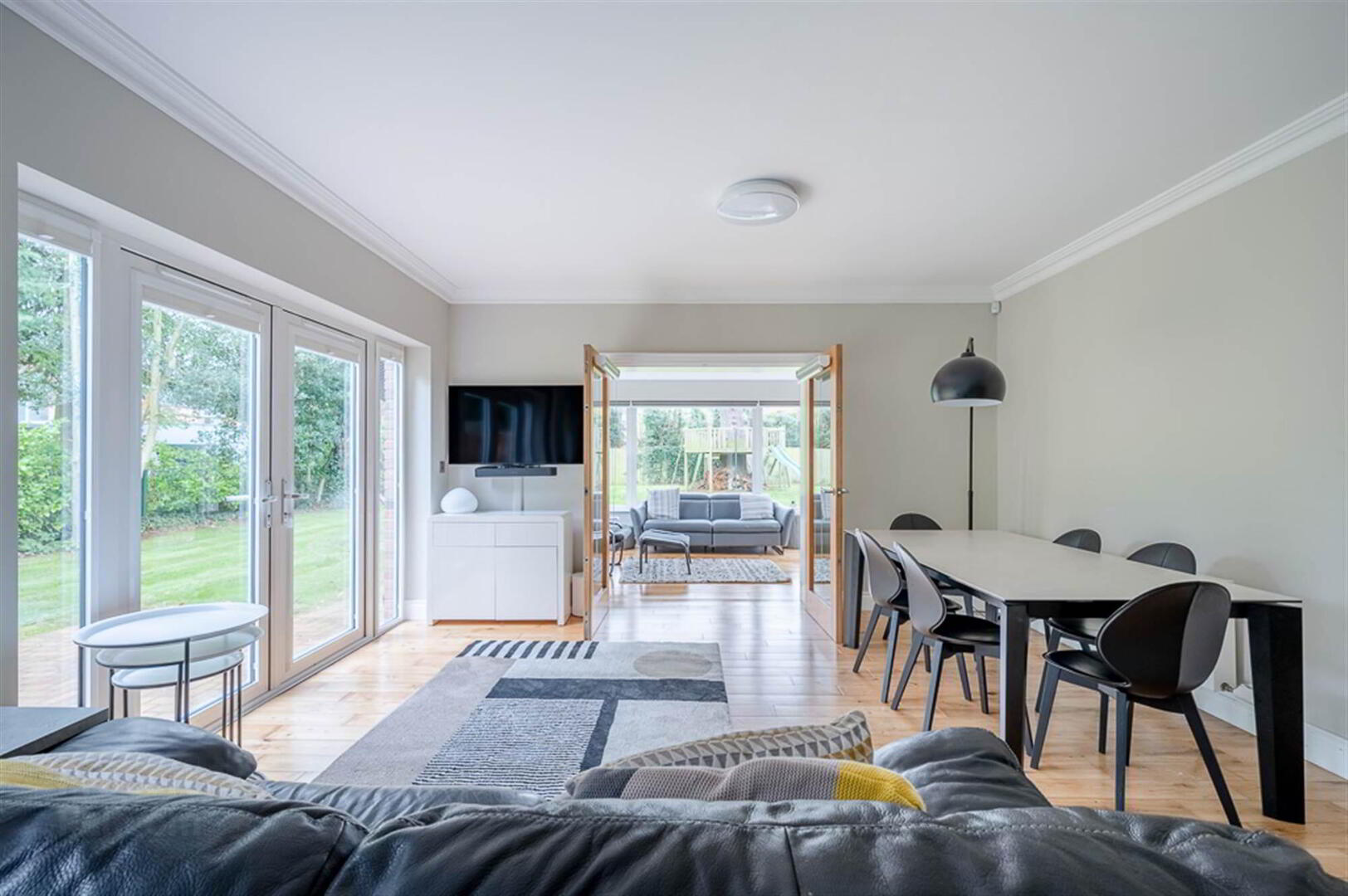 137 Shandon Park 11 of 41