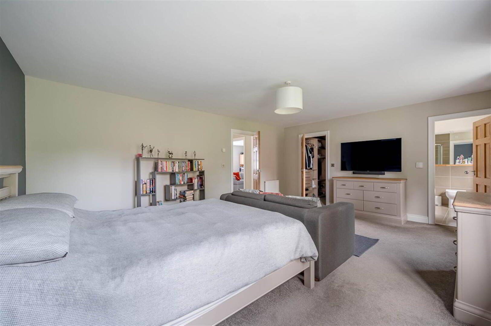 137 Shandon Park 19 of 41