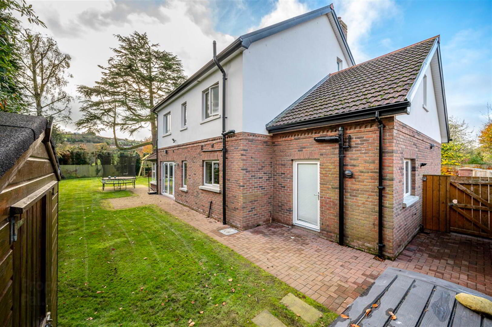 137 Shandon Park 36 of 41