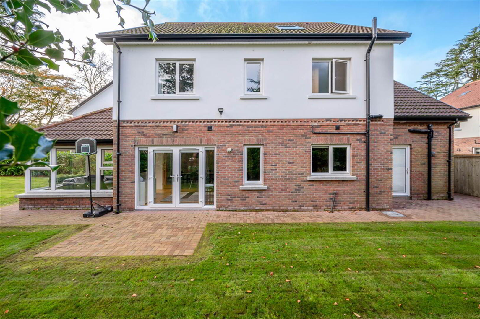 137 Shandon Park 37 of 41