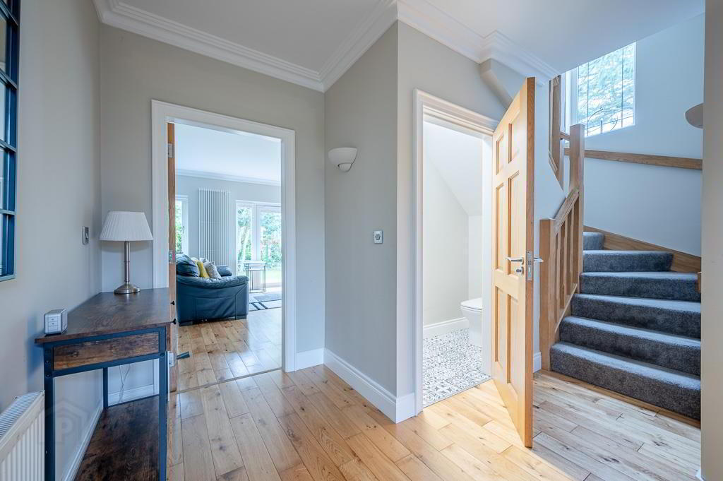 137 Shandon Park 3 of 41