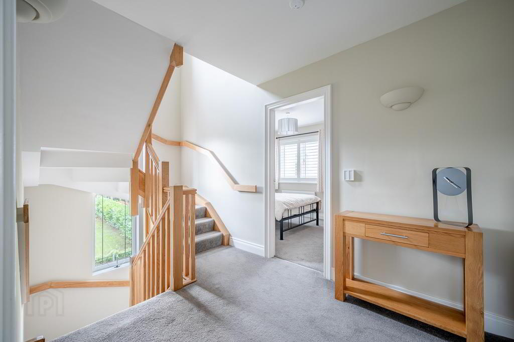 137 Shandon Park 17 of 41