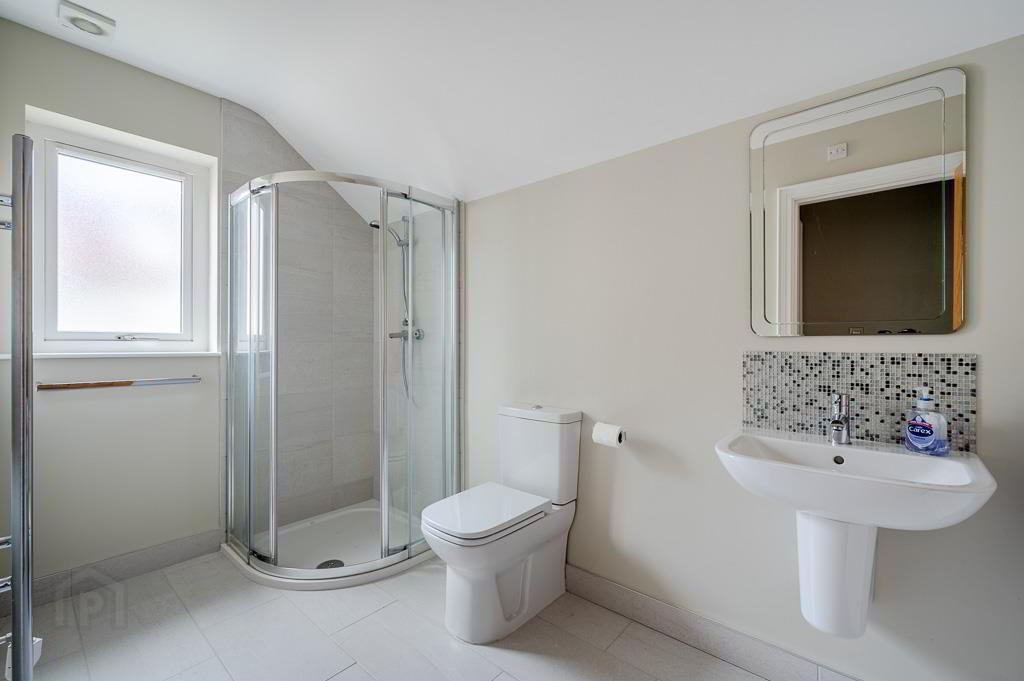137 Shandon Park 24 of 41