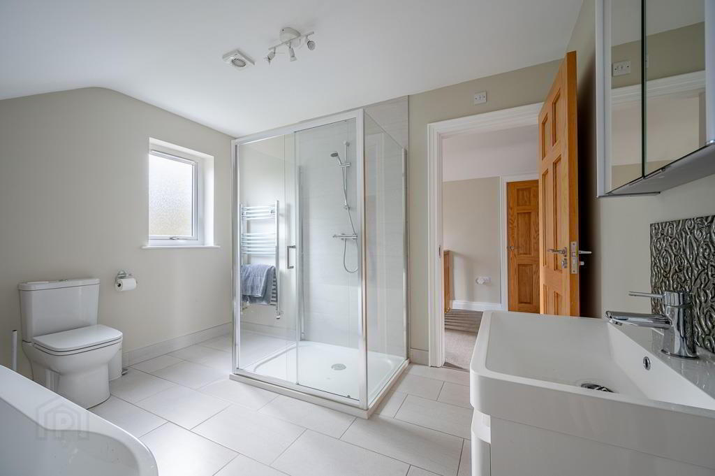 137 Shandon Park 33 of 41
