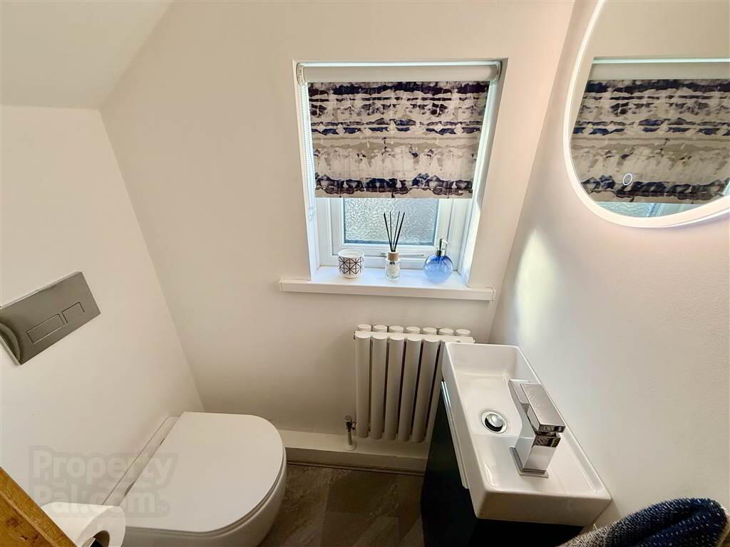 4 Rochester Road 10 of 20