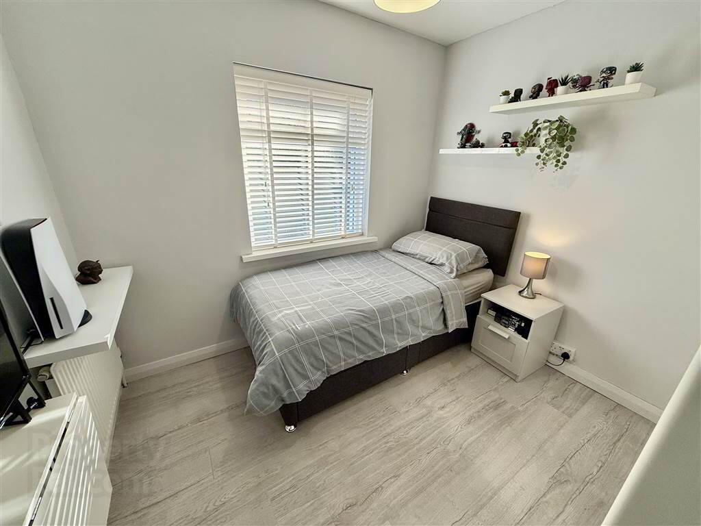 4 Rochester Road 14 of 20