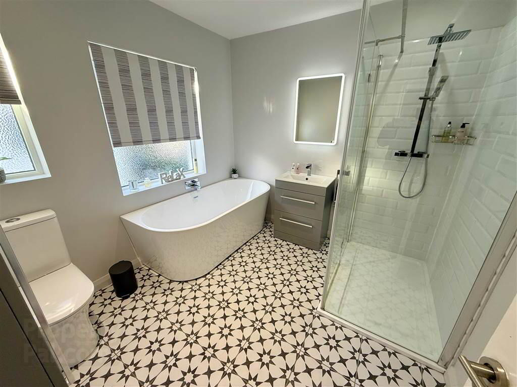 4 Rochester Road 15 of 20
