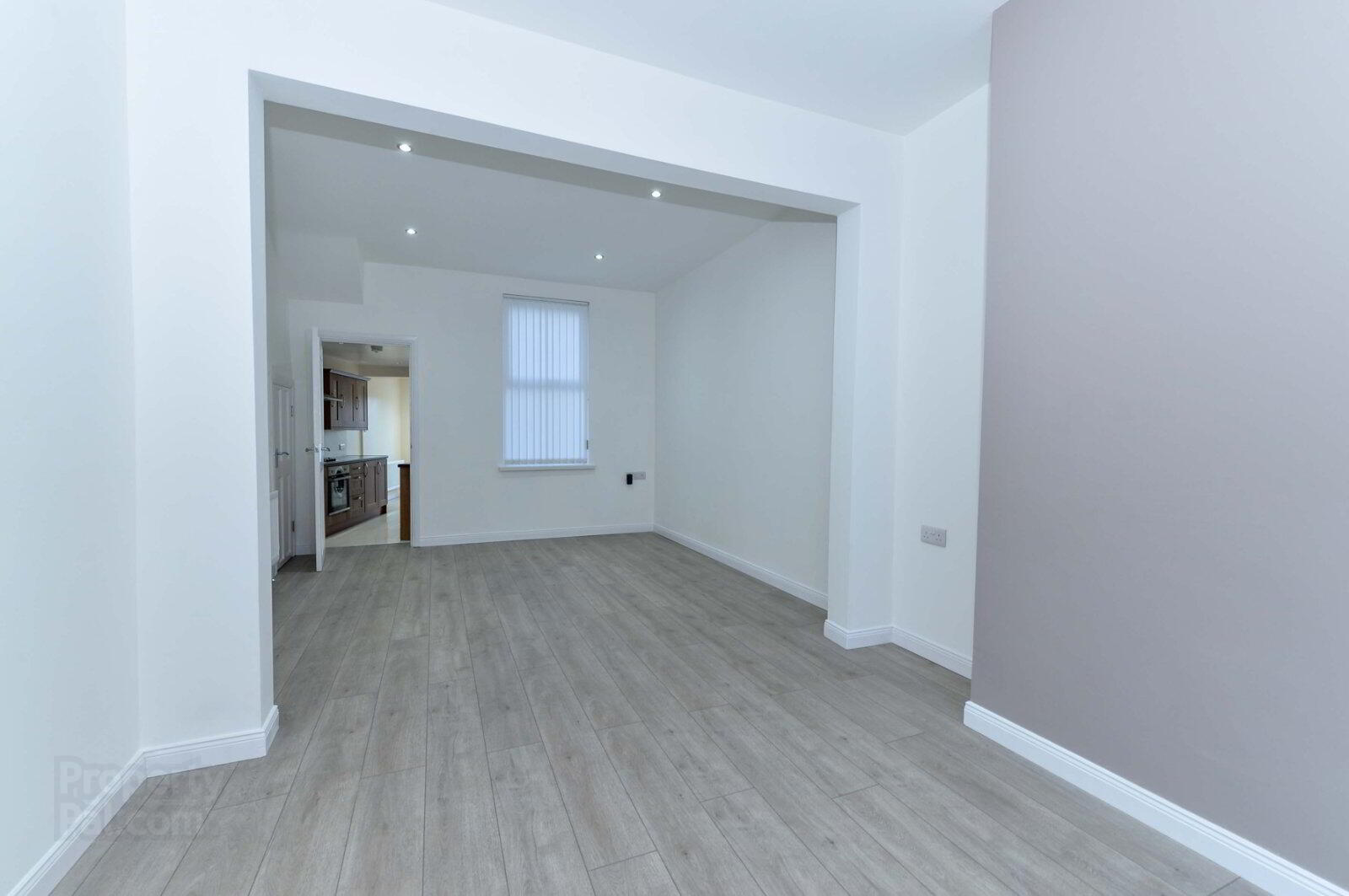 55 Sandown Road 7 of 16