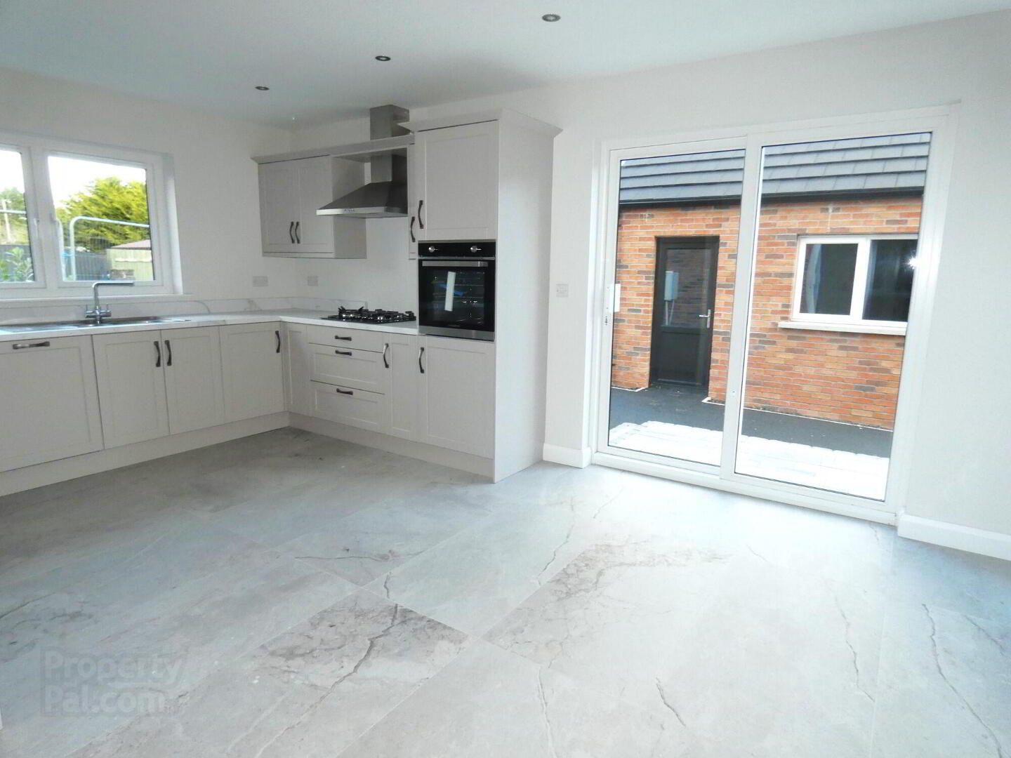 New Build, Newal Road / Greengage Lane 15 of 39