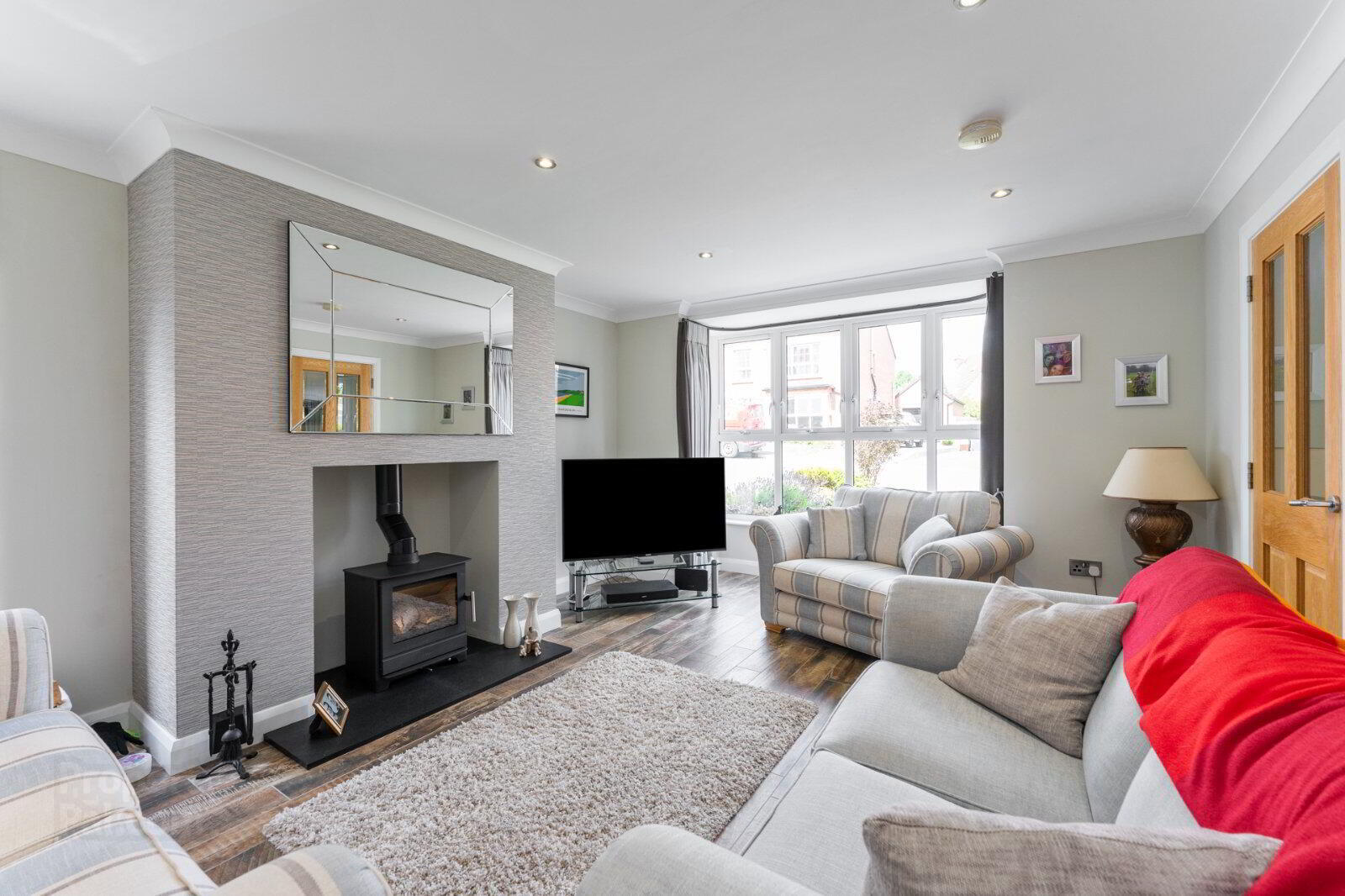 8 Prince Regent Park 4 of 33