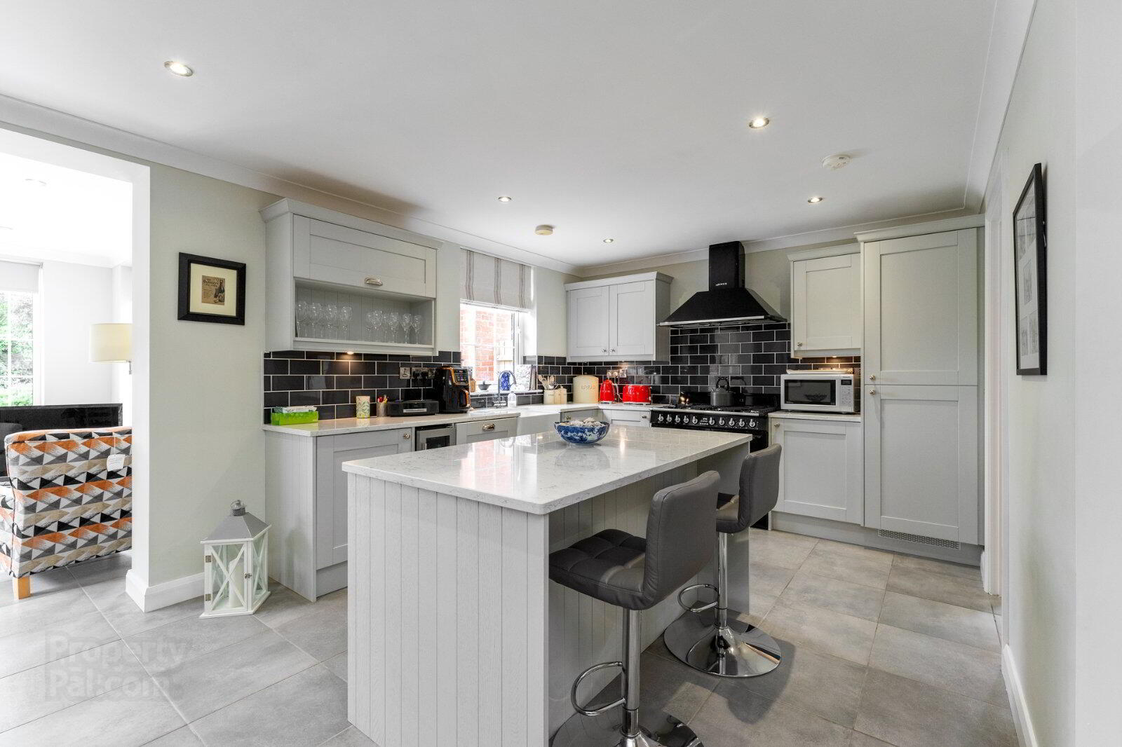 8 Prince Regent Park 8 of 33