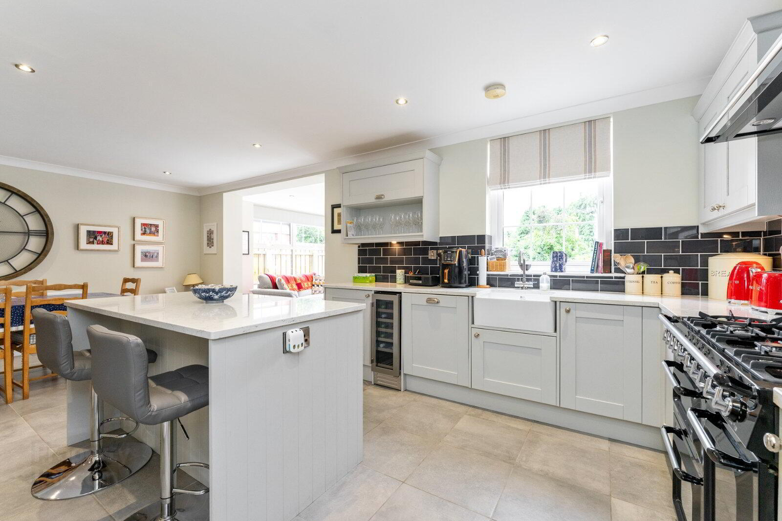 8 Prince Regent Park 9 of 33