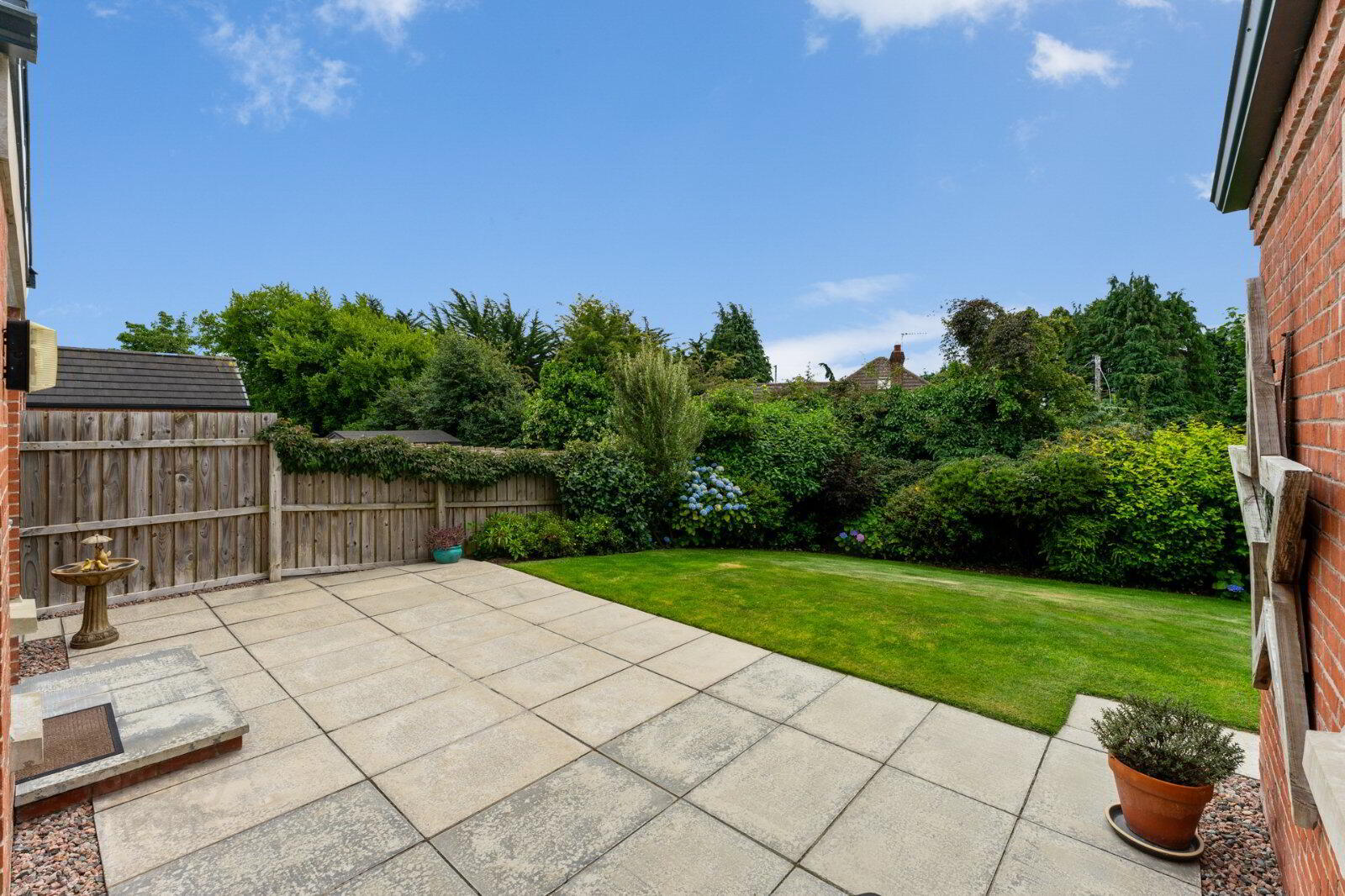 8 Prince Regent Park 32 of 33