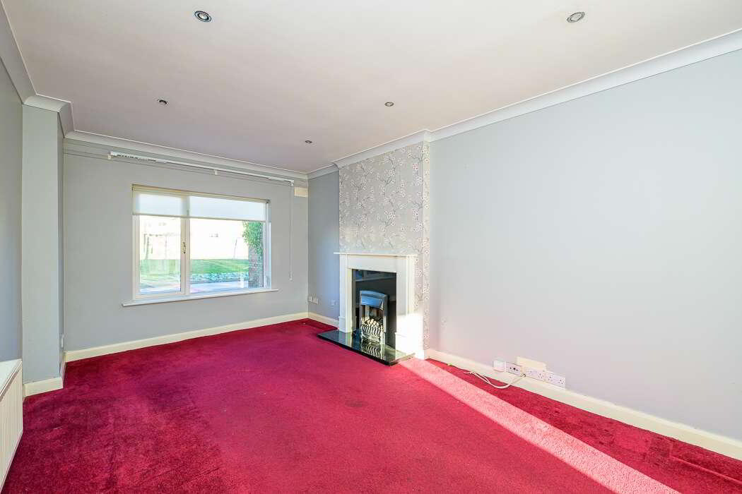 1 Ashewood Close 6 of 21