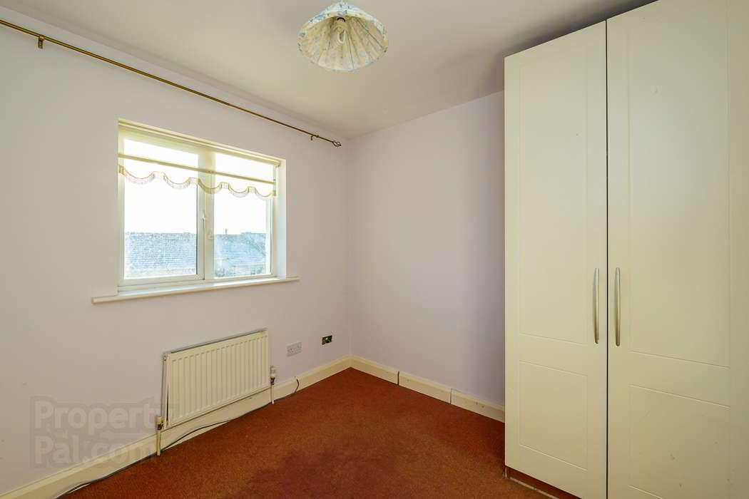 1 Ashewood Close 17 of 21