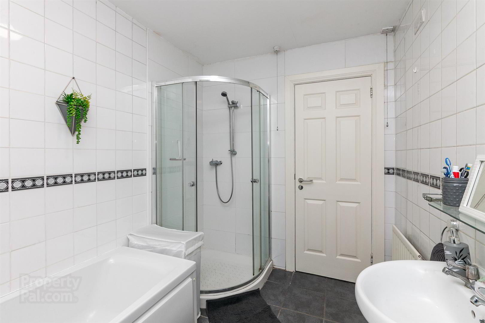 2 St. James Court 16 of 20