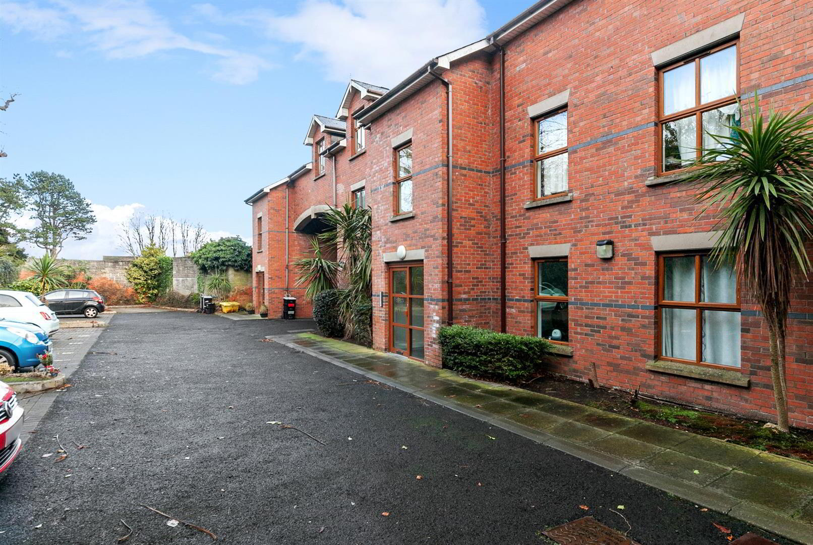 2 St. James Court 17 of 20