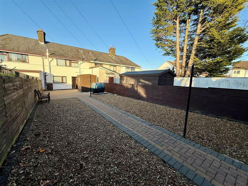 11 Hamel Drive 7 of 12