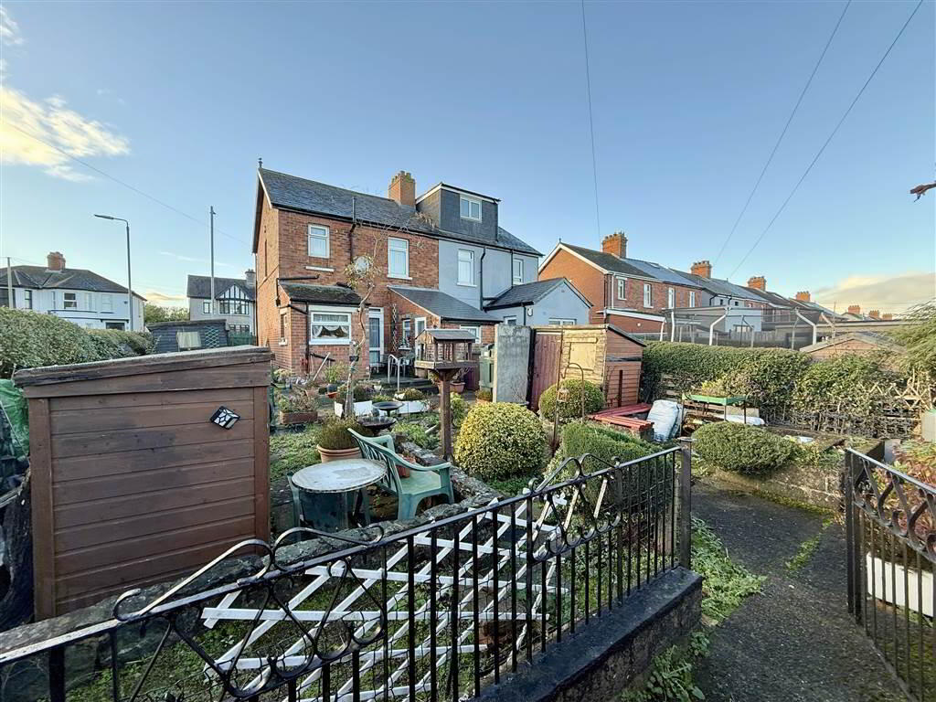 320 Cregagh Road 13 of 14