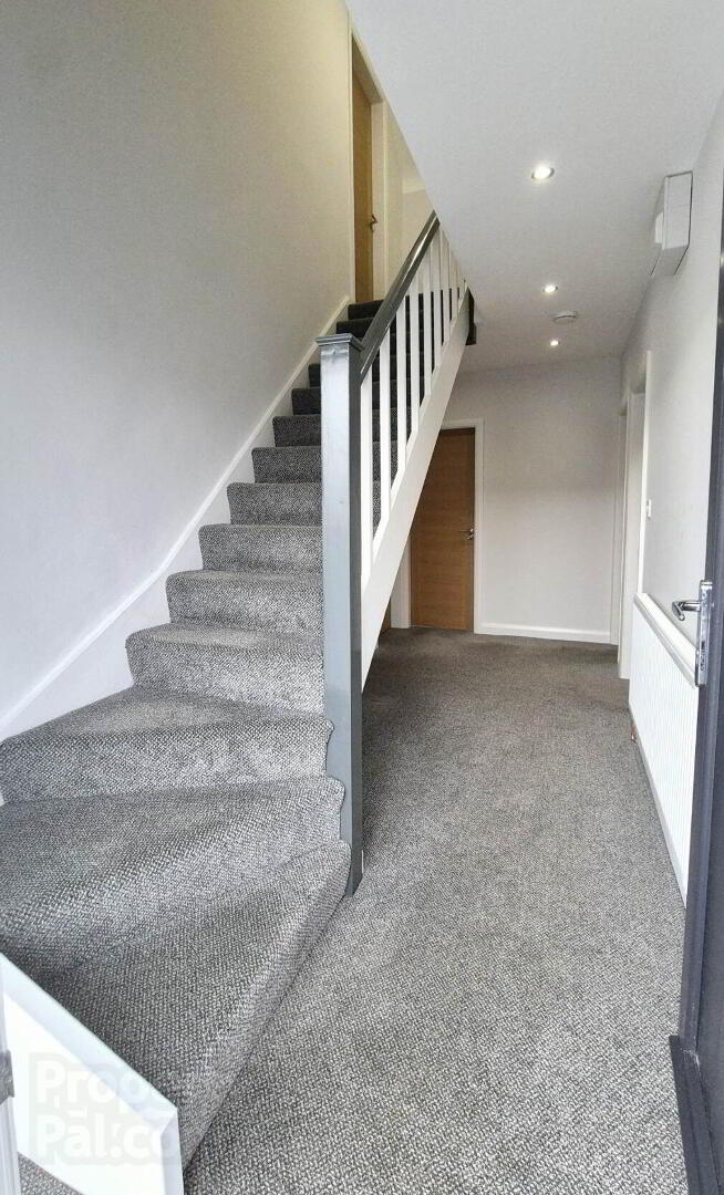 64 Hampstead Park 5 of 33