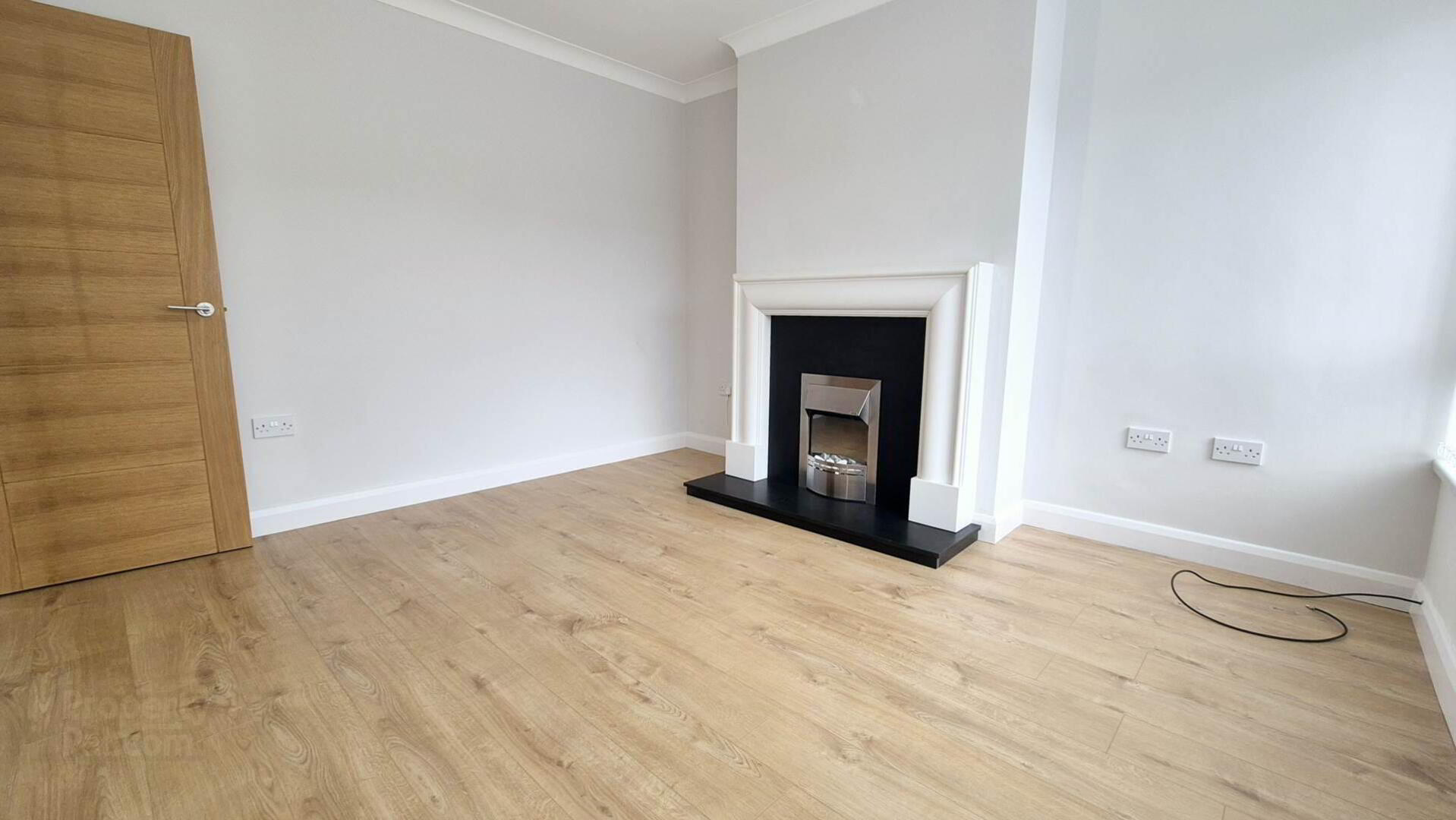 64 Hampstead Park 8 of 33