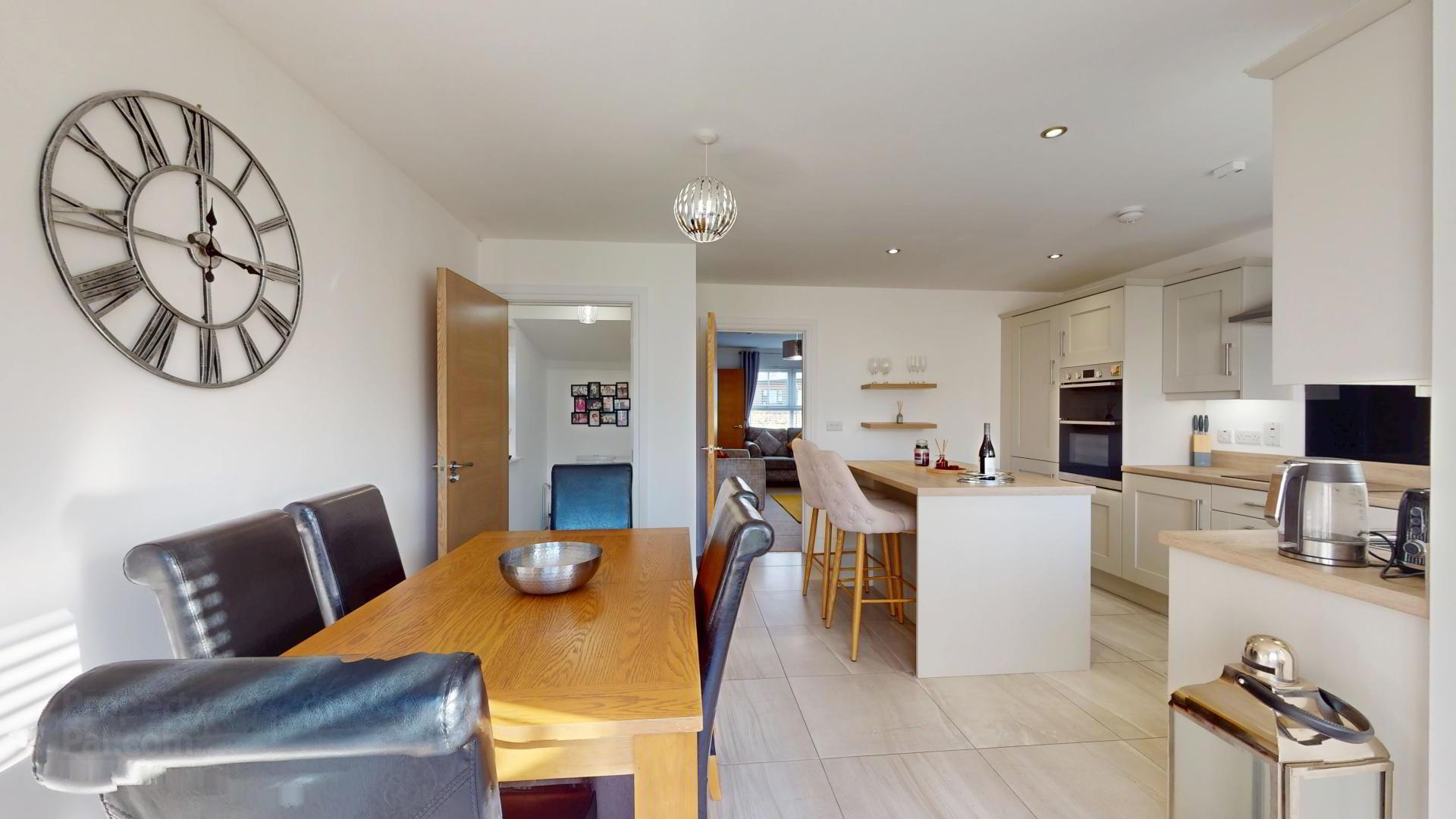6 Blackthorn Drive 7 of 18