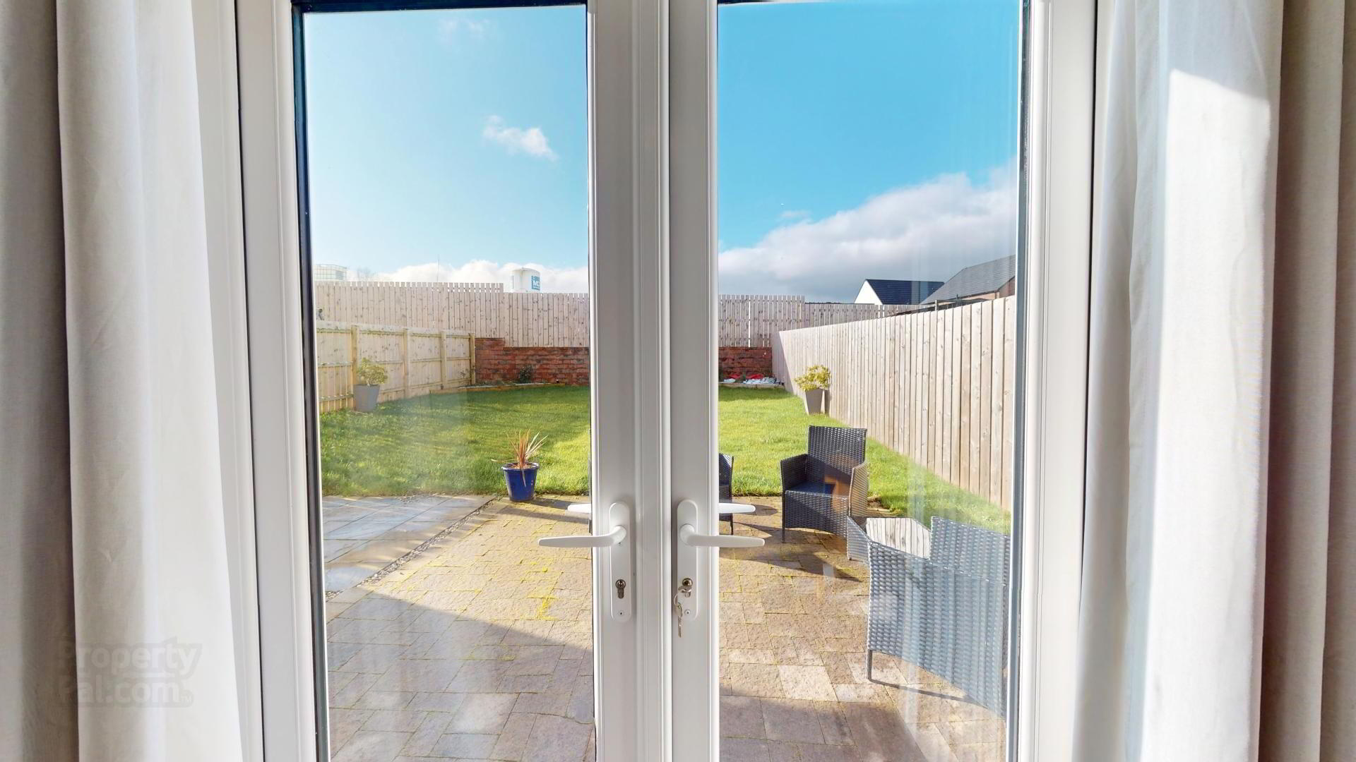 6 Blackthorn Drive 12 of 18