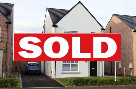 6 Blackthorn Drive 1 of 18