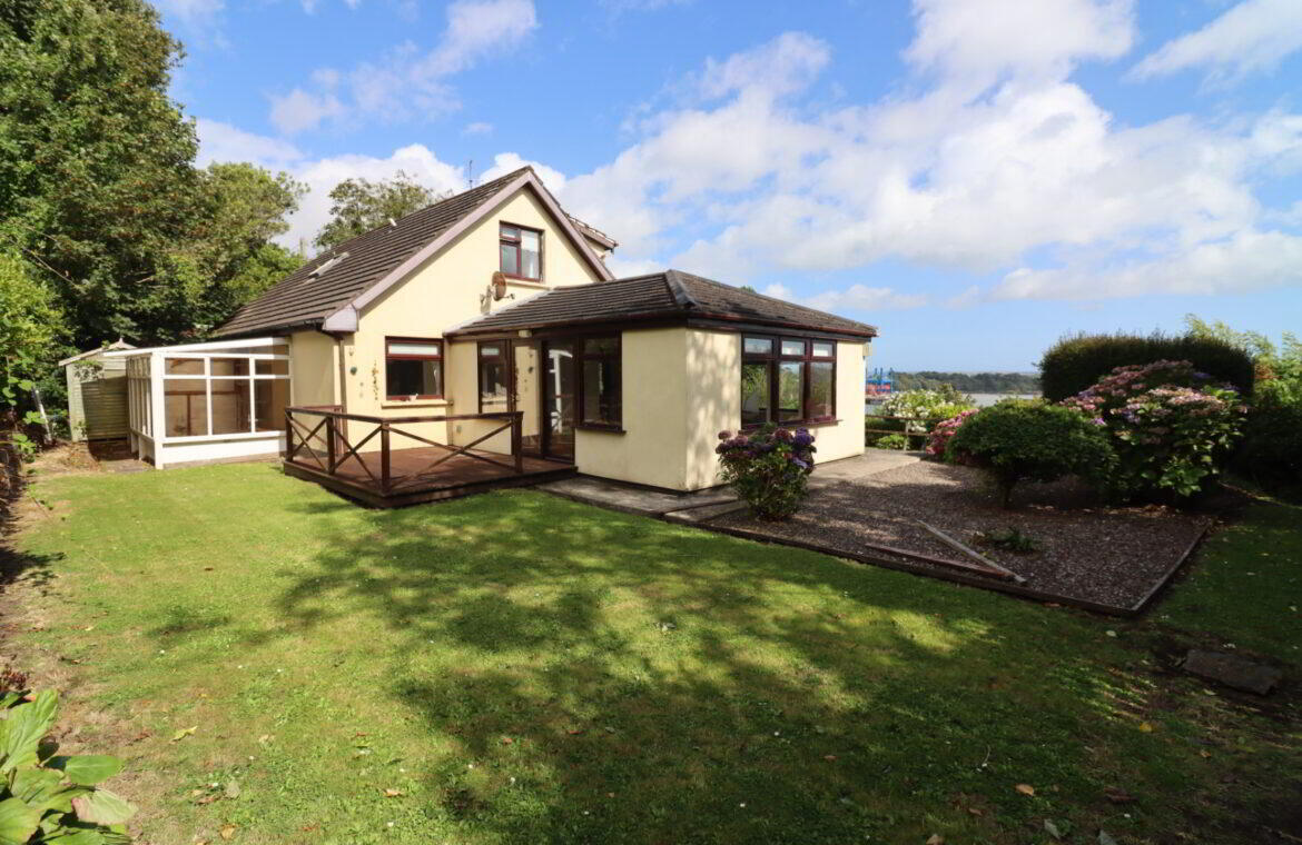 Sydenham Cottage 17 of 26