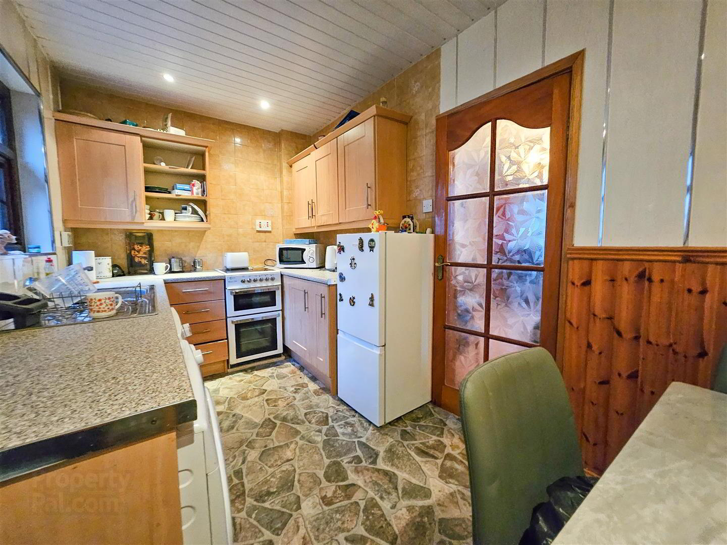 22 Strathroy Park 7 of 11