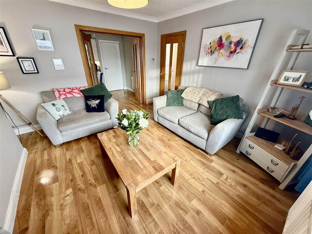 111 Clonduff Drive 4 of 12