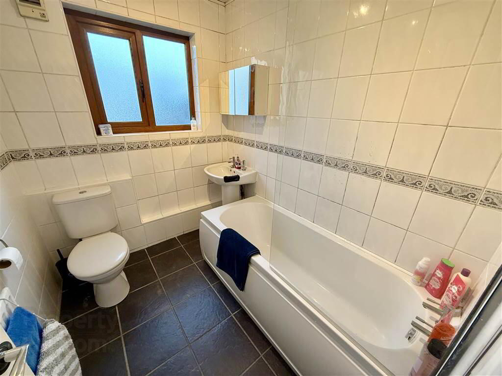111 Clonduff Drive 8 of 12