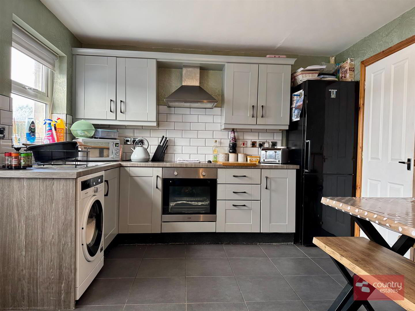 16 Glen Mews 9 of 15