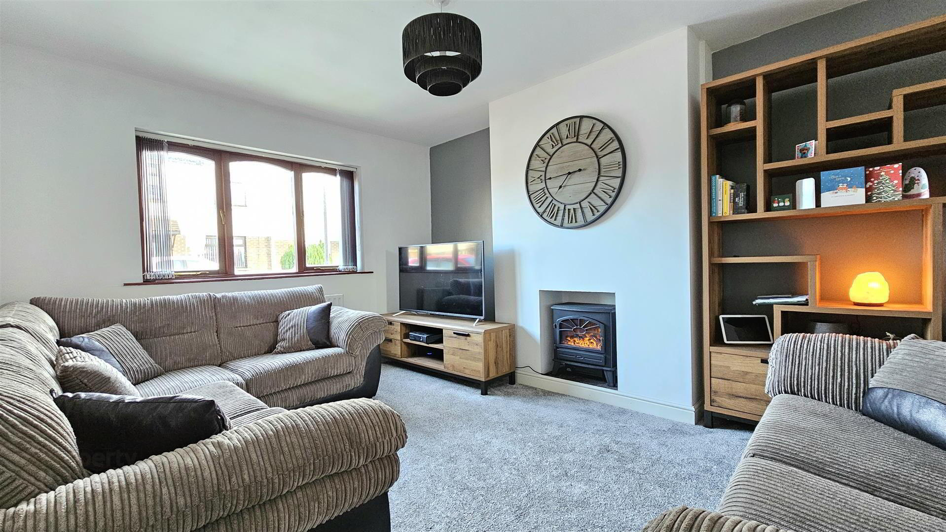 16 Bessfield Close 4 of 17