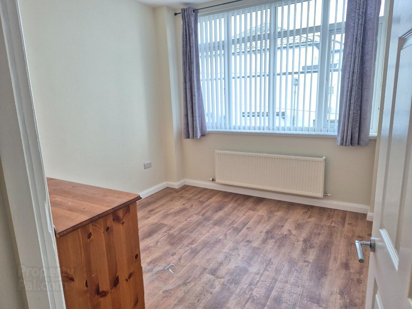 Unit D, 106 Beechwood Avenue 5 of 5