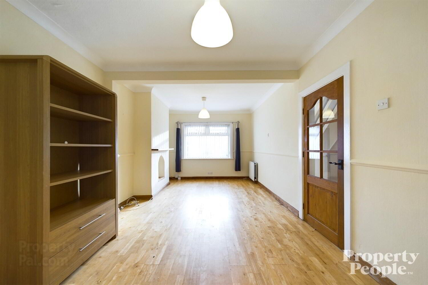 86 Dunraven Park 8 of 27