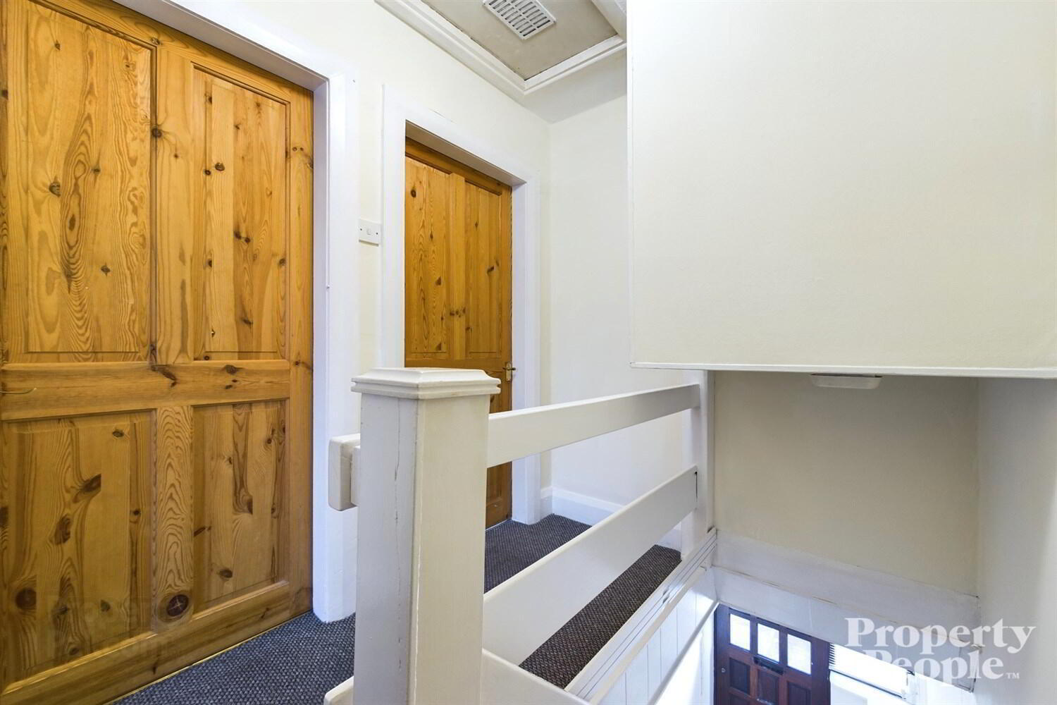 86 Dunraven Park 21 of 27