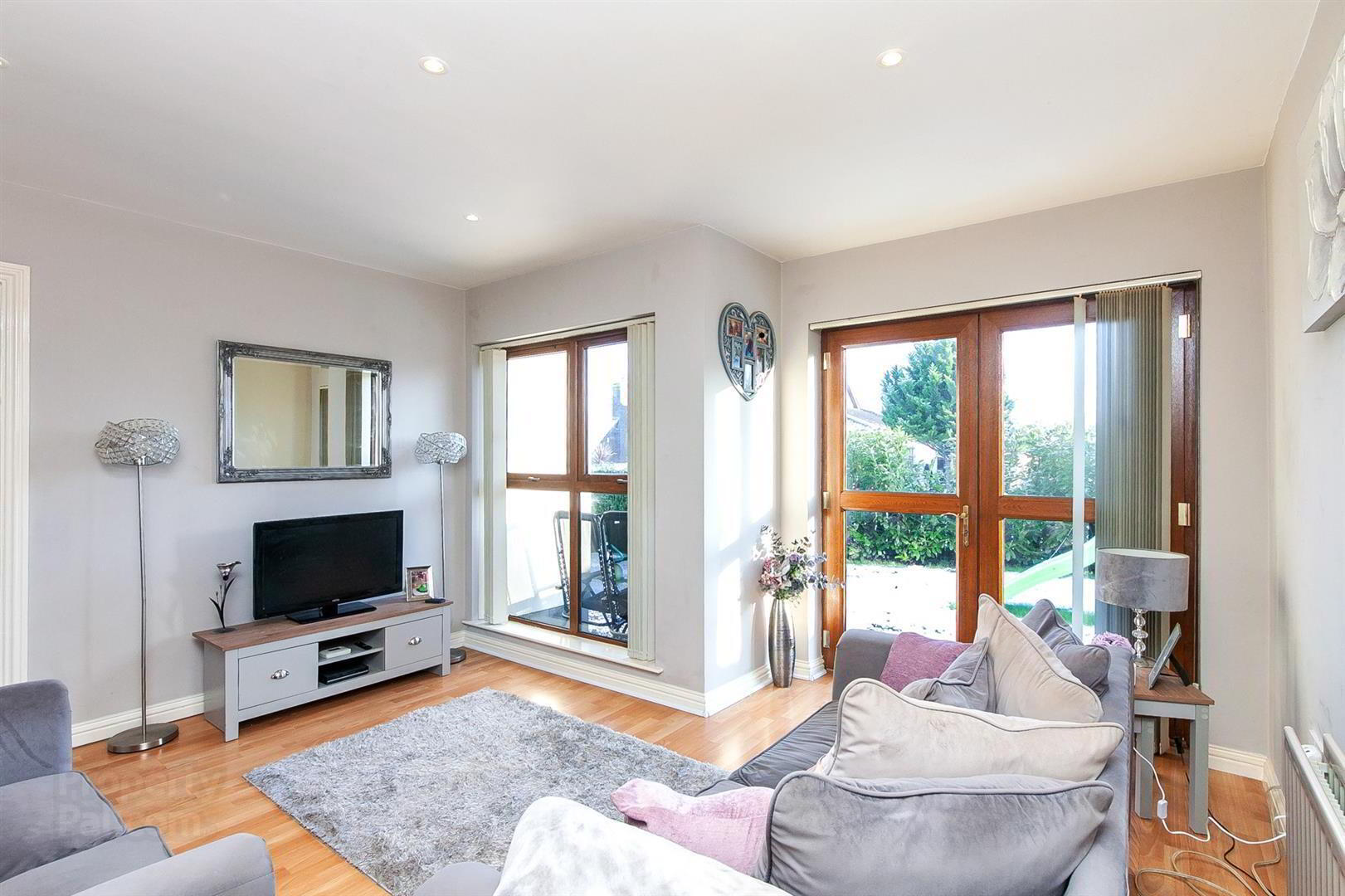 6 Craiglands Drive 7 of 18
