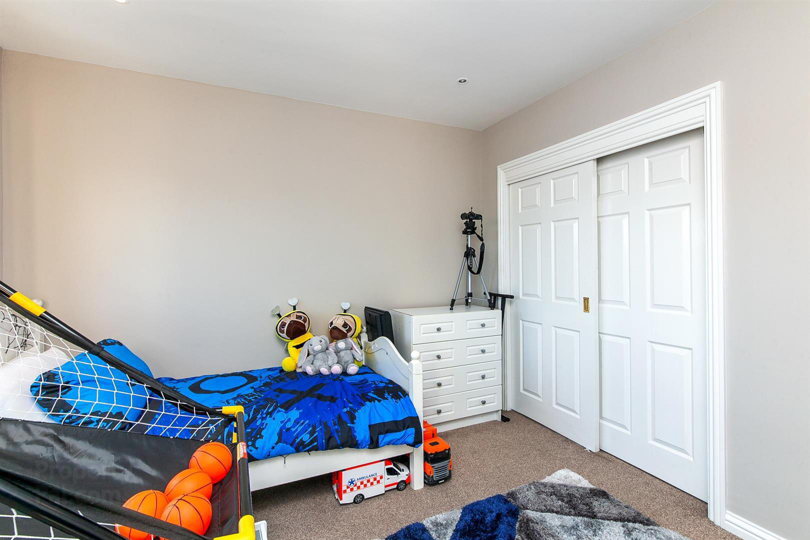 6 Craiglands Drive 14 of 18