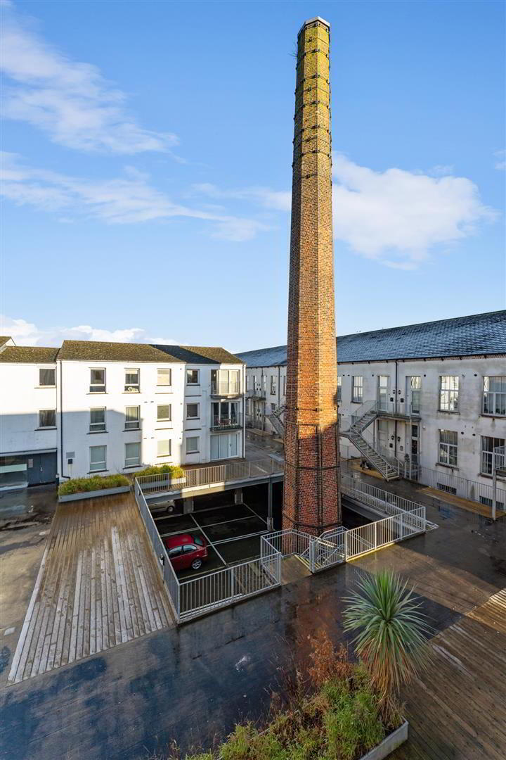 Apt 14 The Hazelton Building, 11 Clonard Street 16 of 18