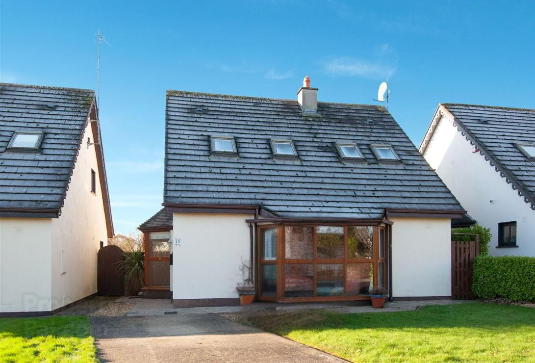 12 Sandycove Phase, 1 Ballymoney