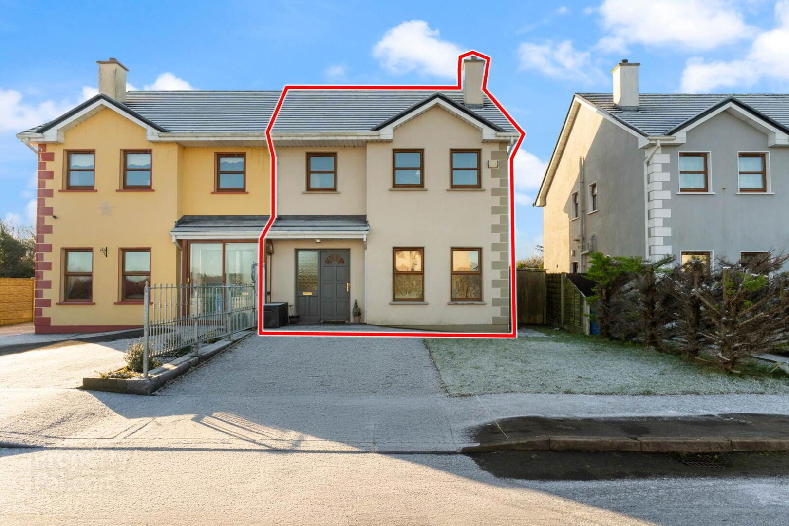 39 Hazel Court Convent Road 1 of 16