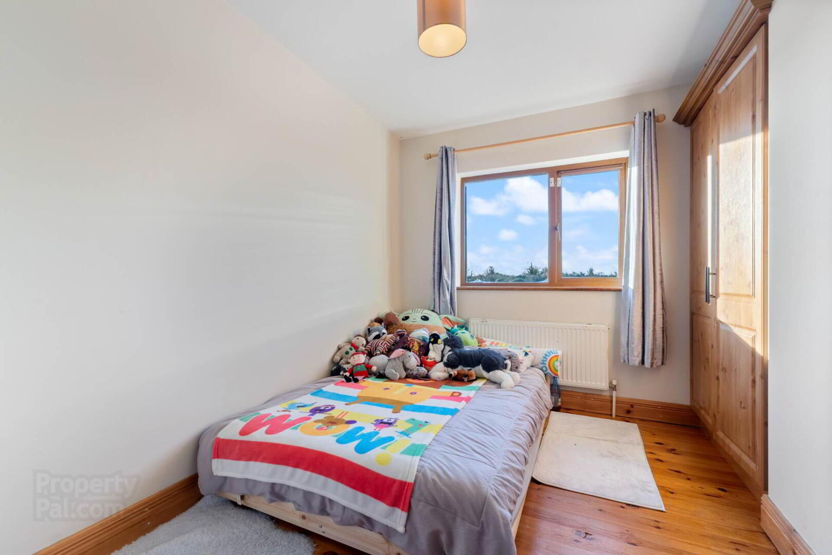 39 Hazel Court Convent Road 12 of 16