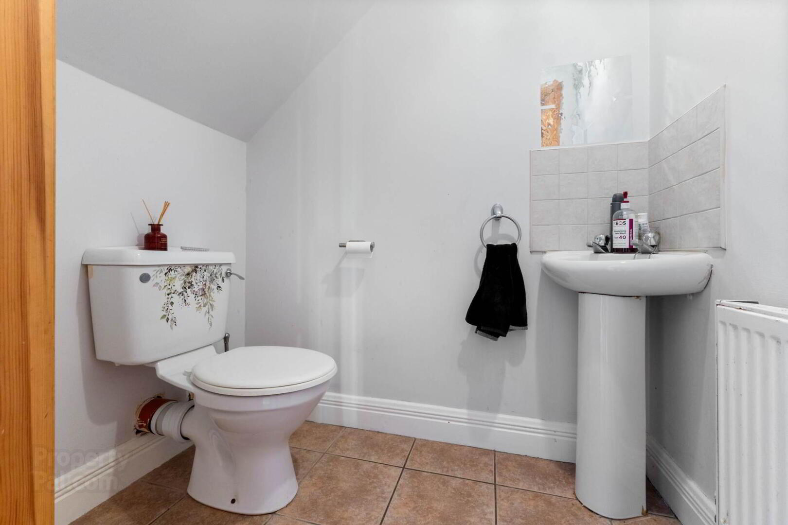 39 Hazel Court Convent Road 8 of 16