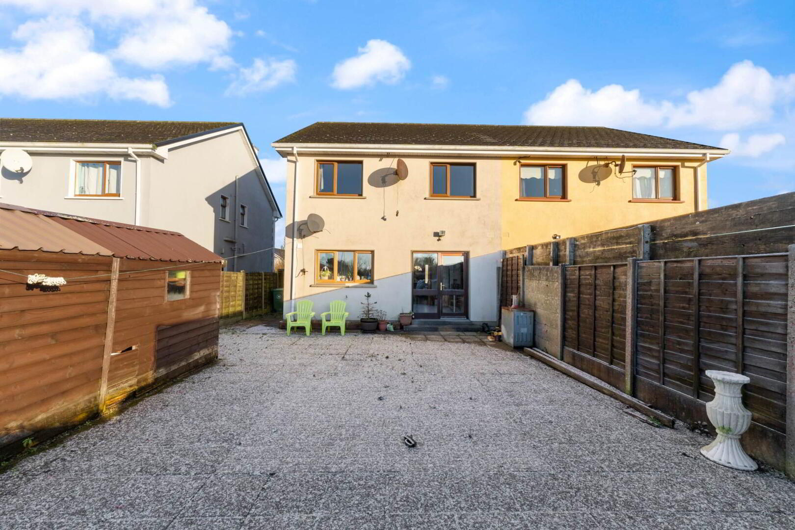 39 Hazel Court Convent Road 16 of 16
