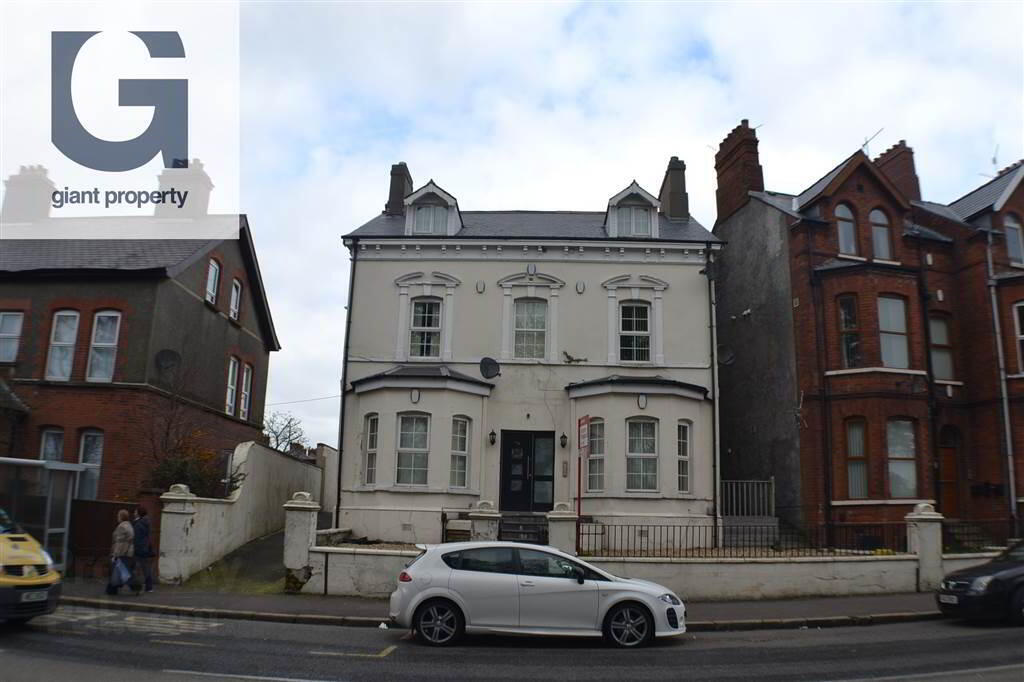 Flat 3, 49 Ballygomartin Road