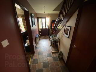 21 Parkwood Manor 5 of 8