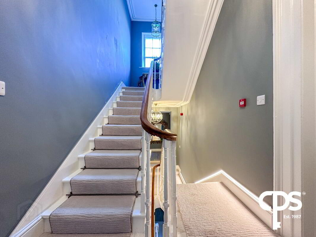 10 Rusell Street 55 of 77